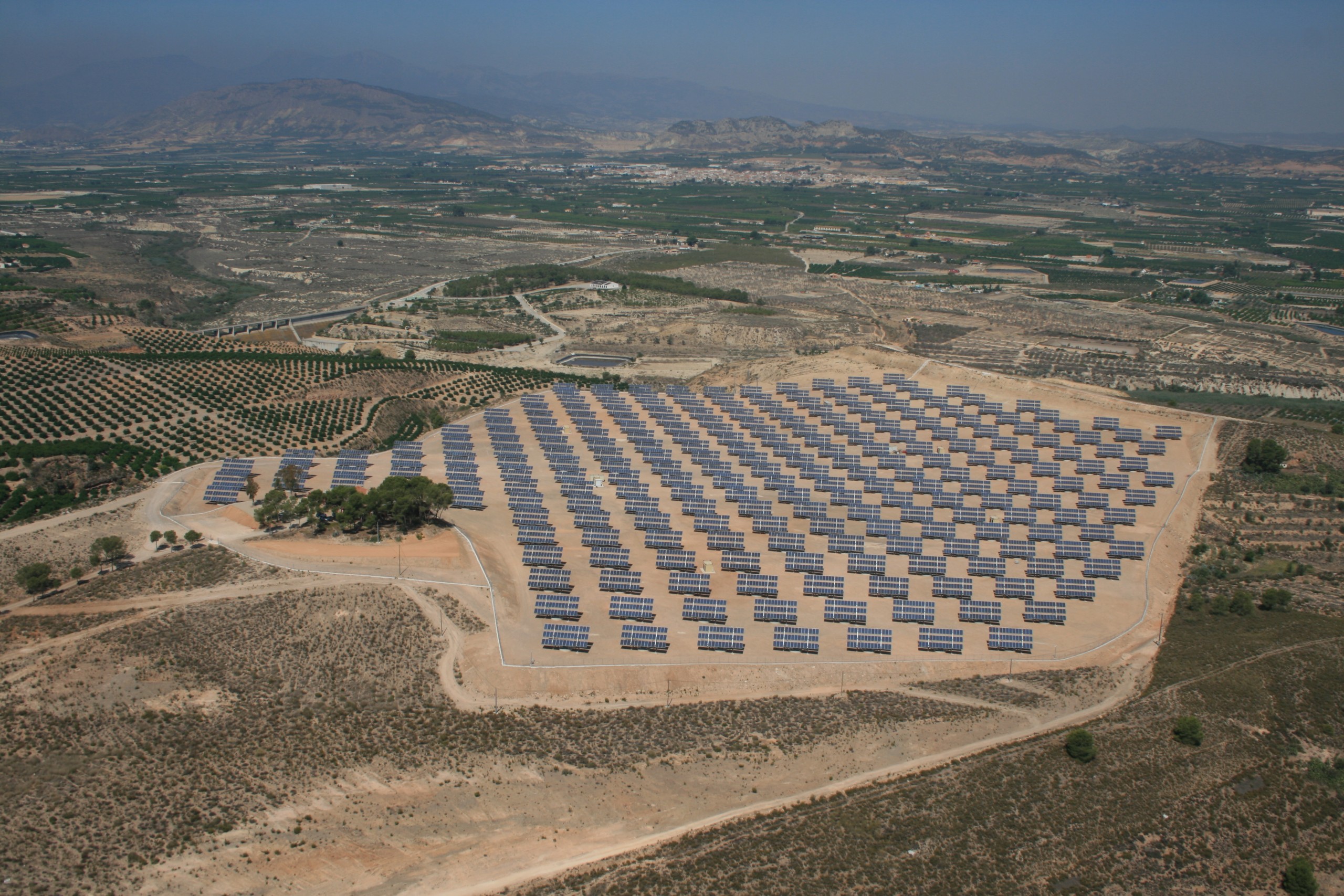 campo solar de Soltec cuyos paneles y componentes han sido transportados por la empresa Morarte Logistics